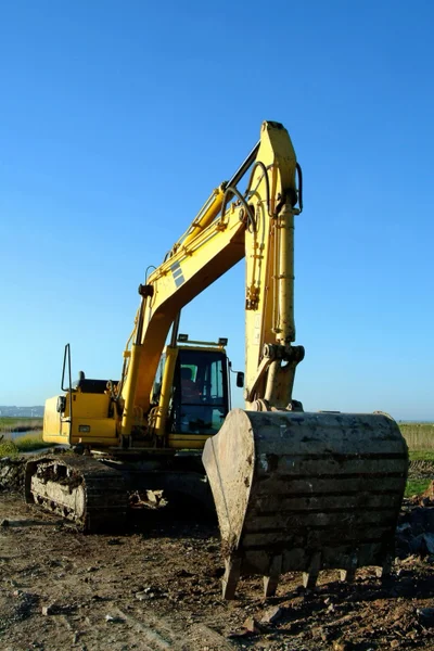 EXCAVATION & SITE PREP